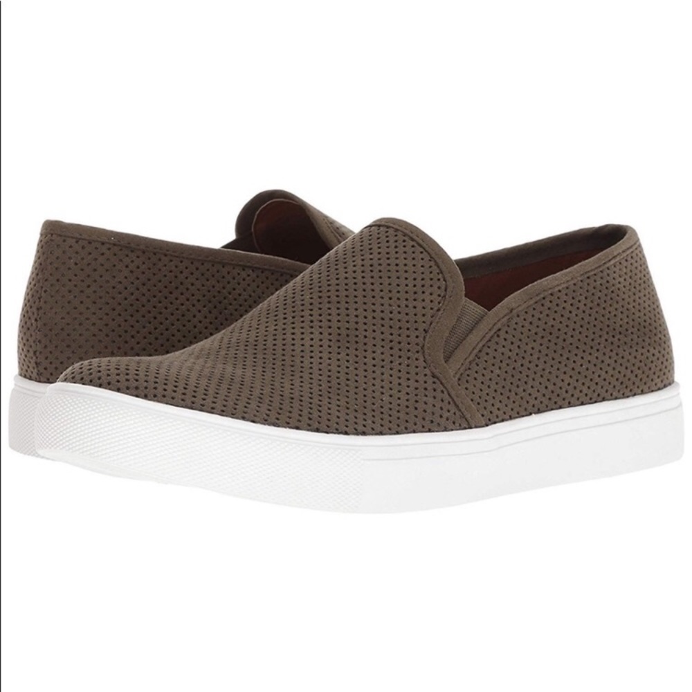 Steve Madden army green slip ons